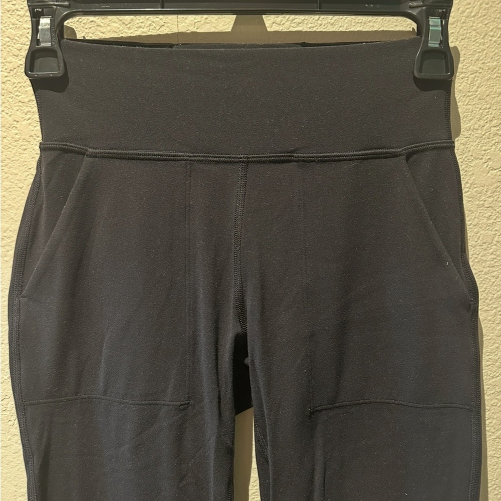 Lululemon Jogger Leggings size 2 - Picture 3 of 4